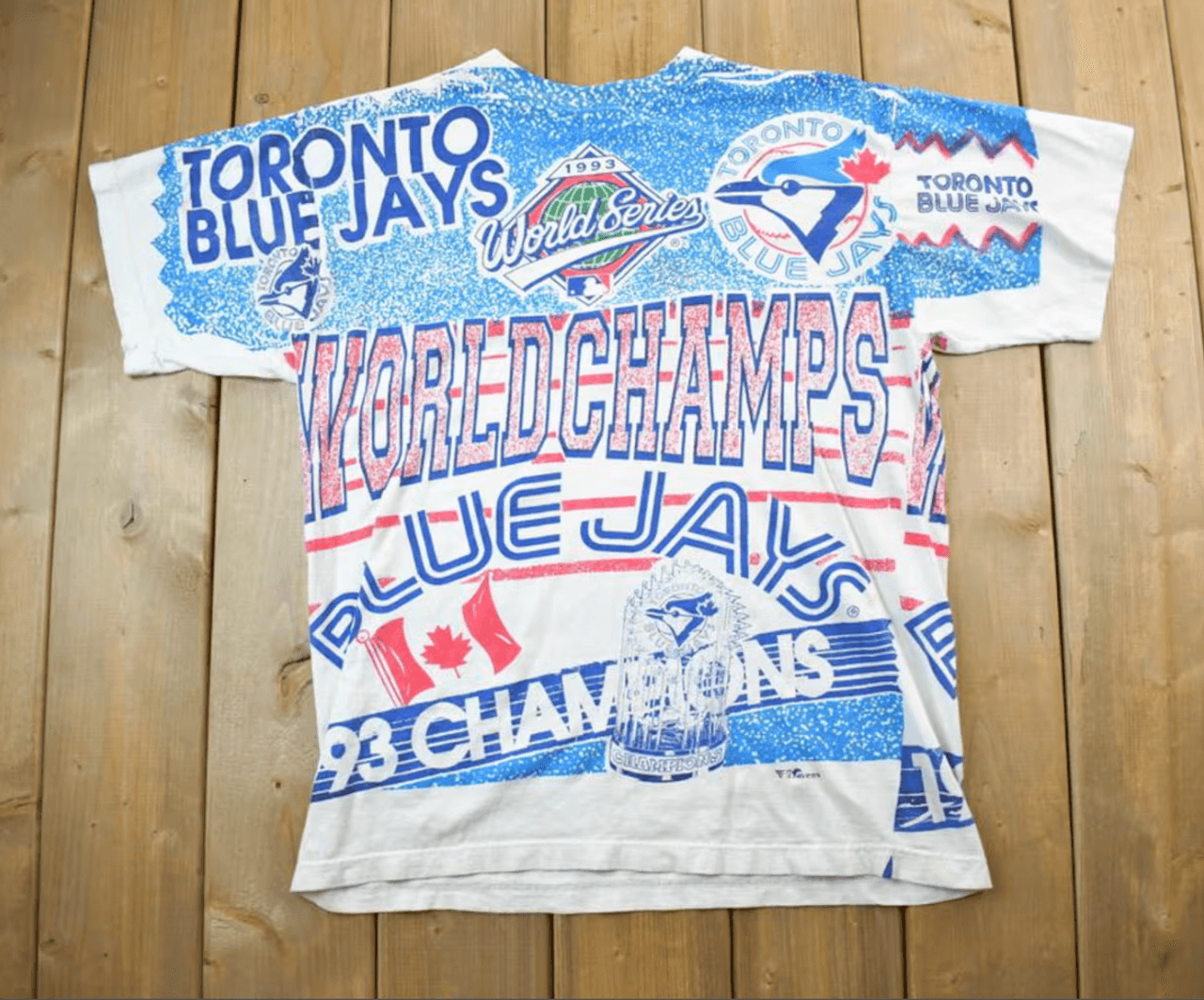 Buy these covetable vintage Blue Jays pieces before before they